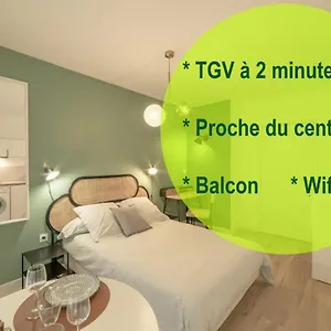 apparthotel-gare-chambery.hotels-rhonealpes.com/